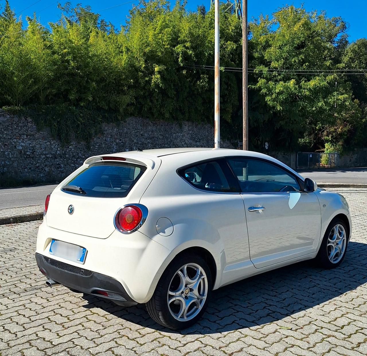 Alfa Romeo MiTo 1.4 benzina - 105cv - Tagliandata - Gomme Nuove