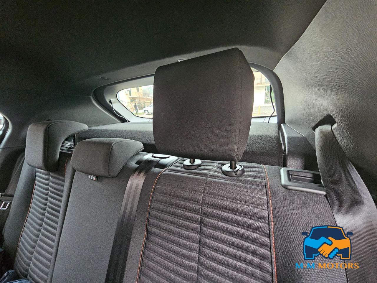 Peugeot 2008 PureTech 100 S&S Allure Pack