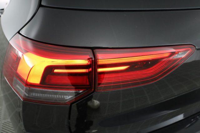 VOLKSWAGEN Golf Golf 1.0 eTSI EVO DSG Life