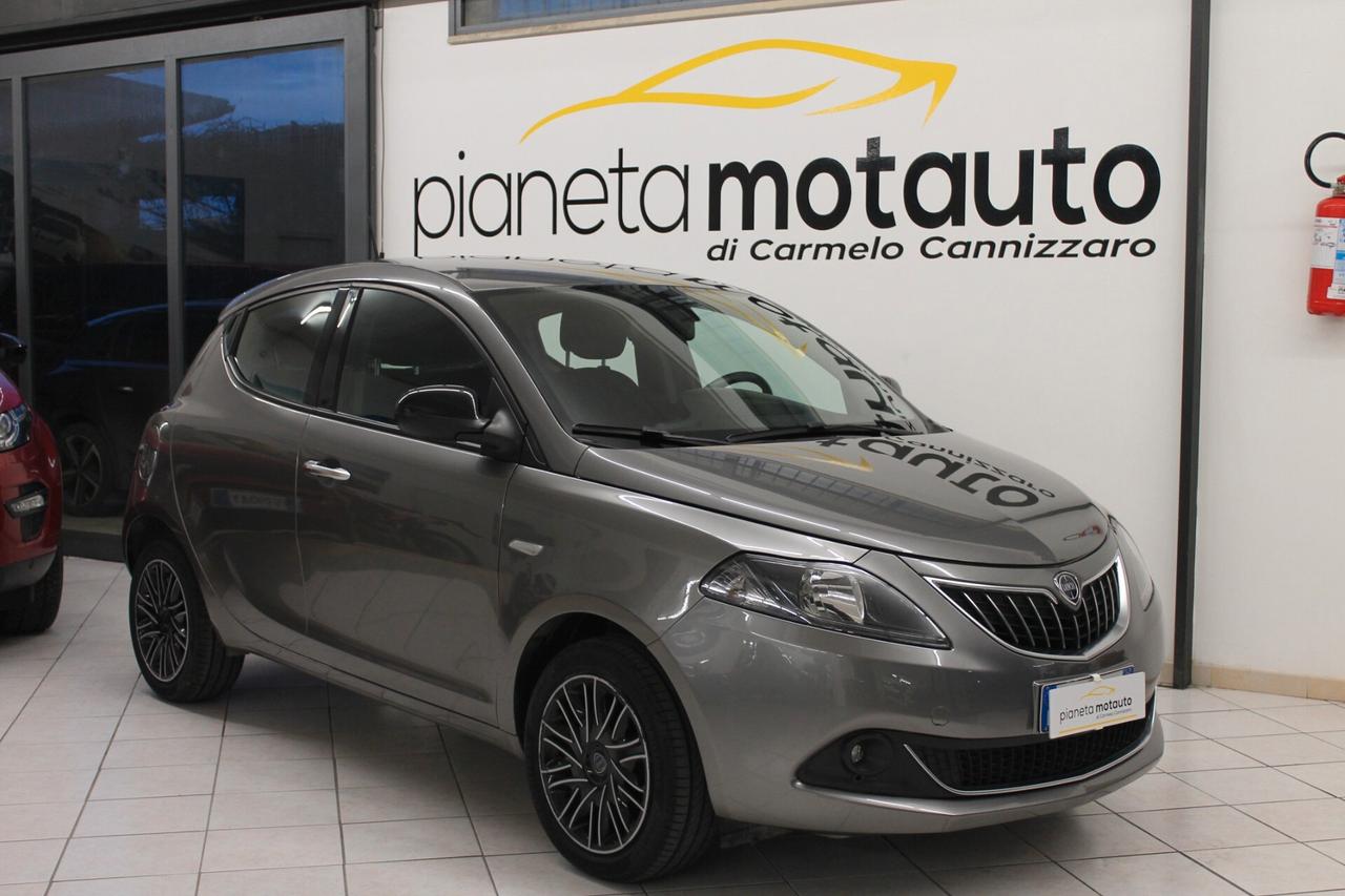 Lancia Ypsilon 1.0 FireFly 5 porte S&S Hybrid Ecochic UnYca