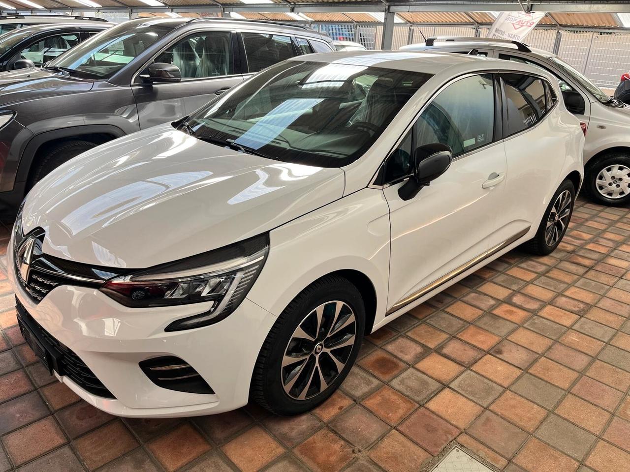 Renault Clio TCe 90 CV 5 porte Techno