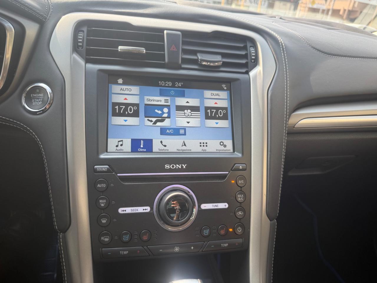 Ford Mondeo Hybrid 2.0 187 CV eCVT 4 porte Vignale