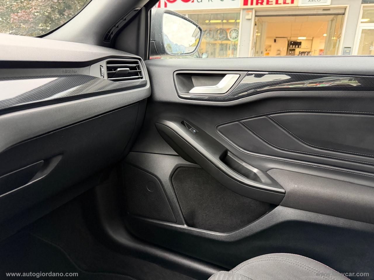 FORD Focus 1.0 EcoBoost Hybr.125 5p.ST LINE SYNC 4 NAVIGATION TOUCH 13.2