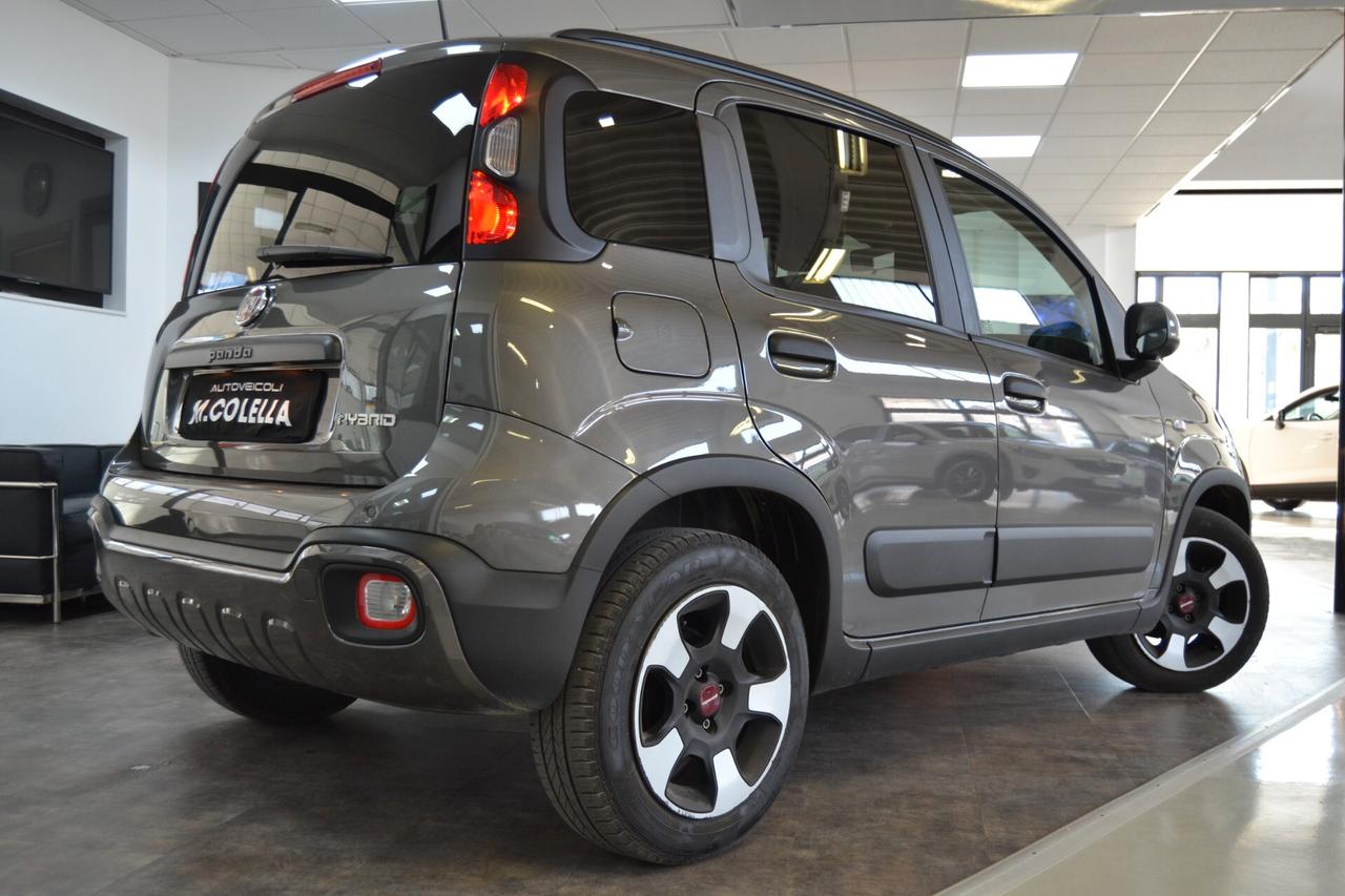 Fiat Panda Cross 1.0 FireFly Hybrid Navi/Led/5Posti