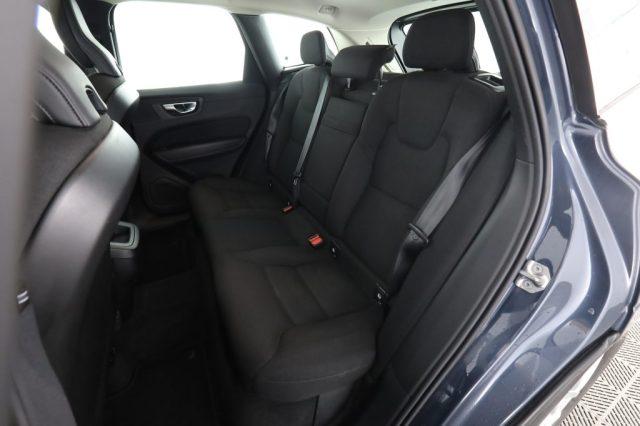 VOLVO XC60 XC60 D4-B4 AWD Geartronic Business Plus/Momentum P
