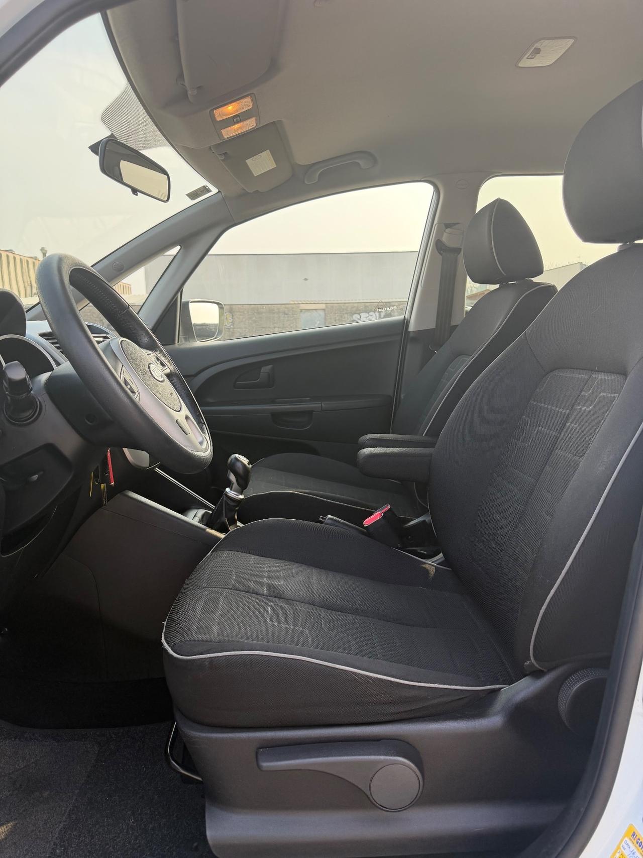 Kia Venga 1.4 CRDi 90CV Cool