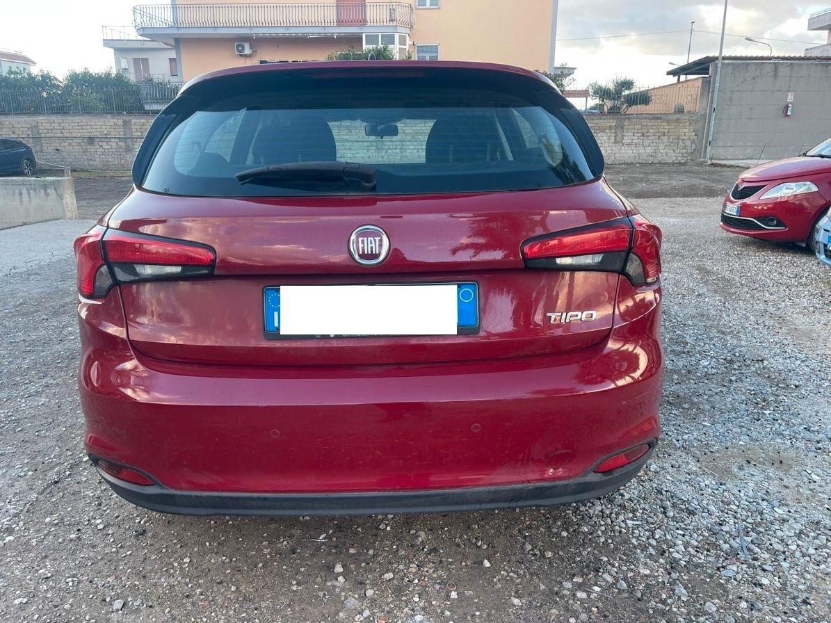 Fiat Tipo 1.3 Mjt S&S 5 porte Easy