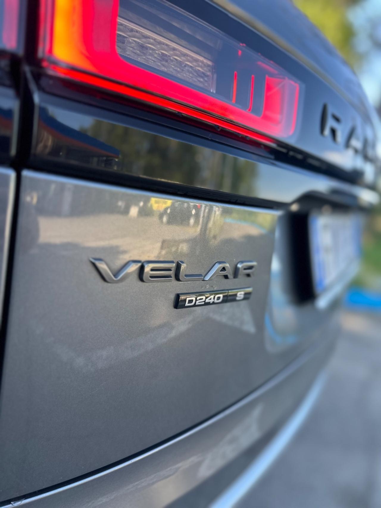 Range Rover Velar 2.0D I4 240 CV R-Dynamic SE