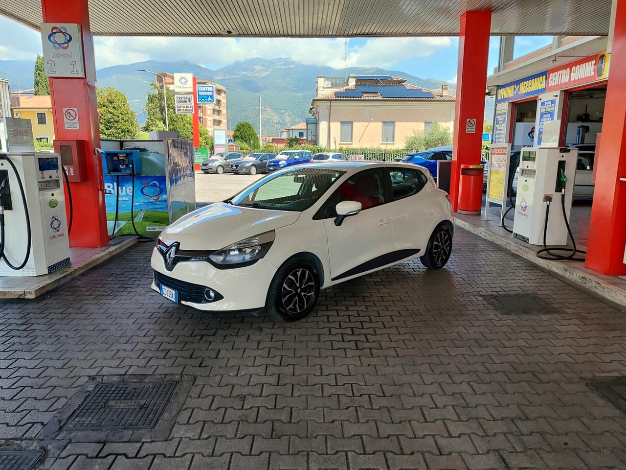 Renault Clio 1.2 GPL 2015 BOMBOLA APPENA REVISIONATA