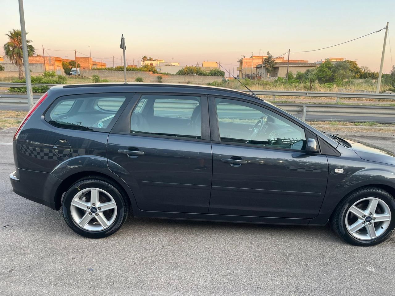 Ford Focus Focus 1.6 TDCi (90CV) S.W. Unipro 2005