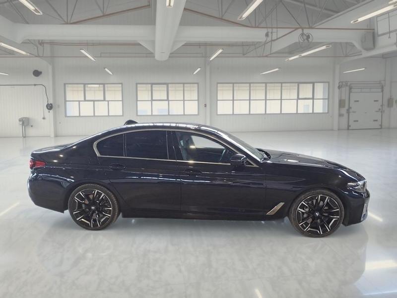 BMW 540 XDRIVE LUXURY AUTO MH48V 4 PORTE BERLINA