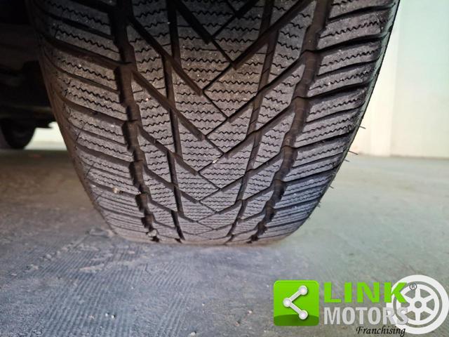 JEEP Avenger 1.2 Turbo 100 CV Longitude GARANZIA INCLUSA