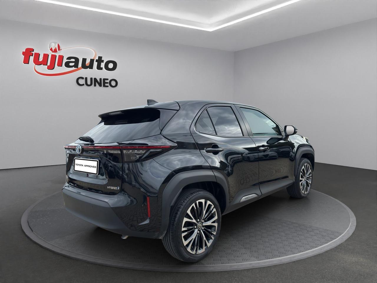 Toyota Yaris Cross 1.5h Lounge fwd 116cv e-cvt