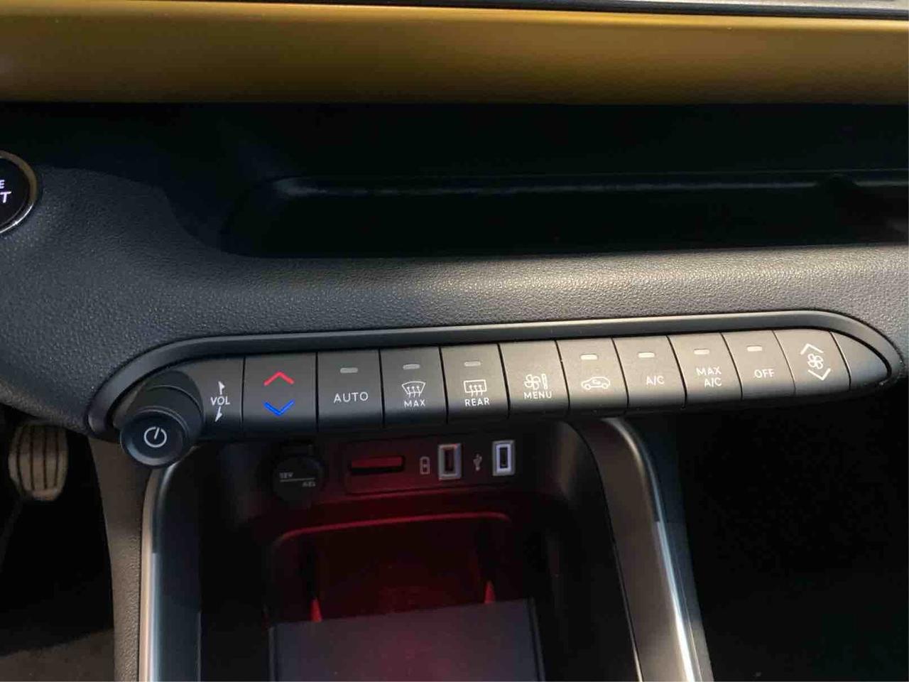 Jeep Avenger 1.2 Turbo 100 CV Summit