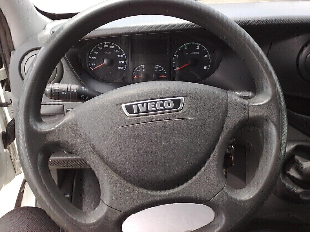 Iveco Daily 35c15 3000cc Centinato - 2014