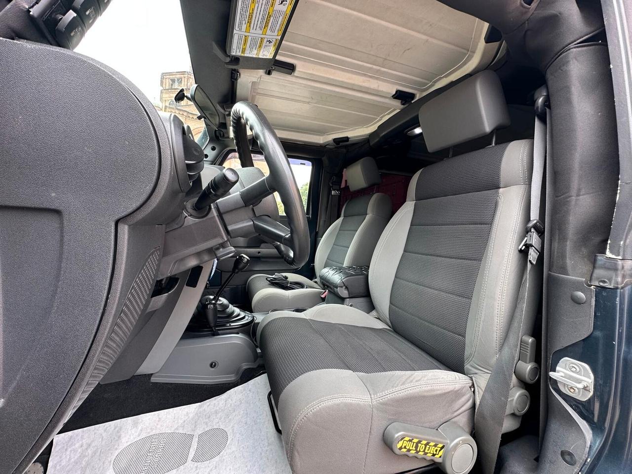 Jeep Wrangler 2.8 CRD Sport HARD TOP