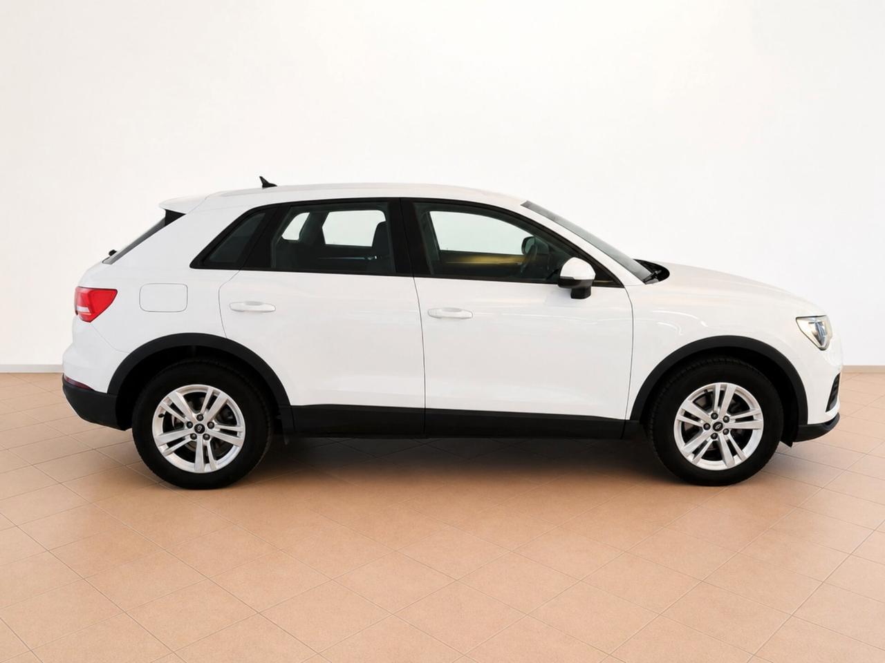 ---IN ARRIVO--- Audi Q3 35 TDI S tronic Business