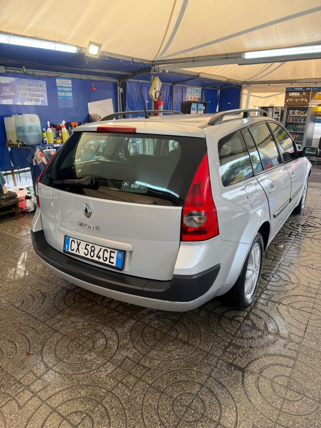 Renault Megane Mégane 1.5 dCi/105CV Grandtour Pack Authentique