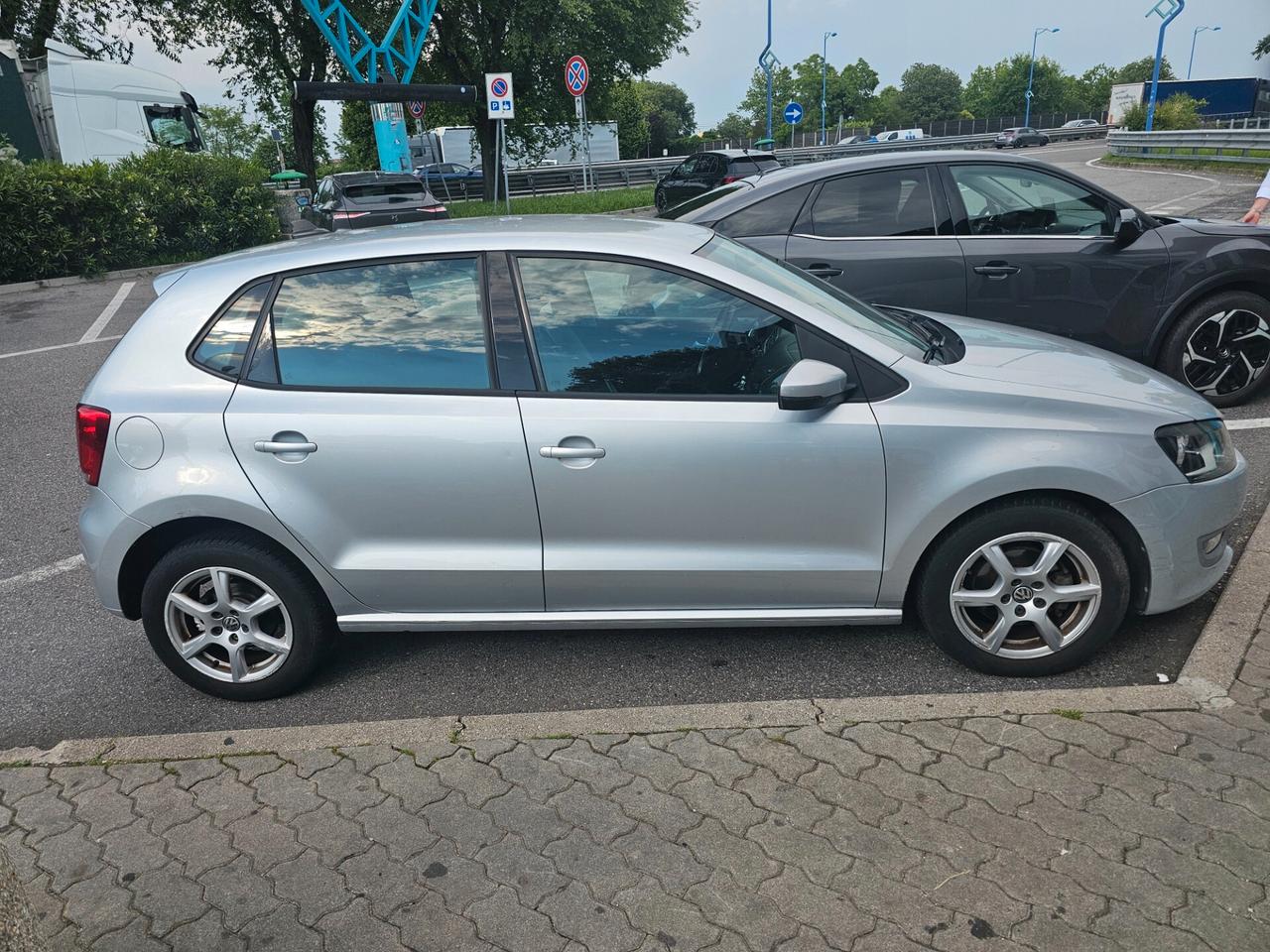 Volkswagen Polo 1.4 5 porte Highline