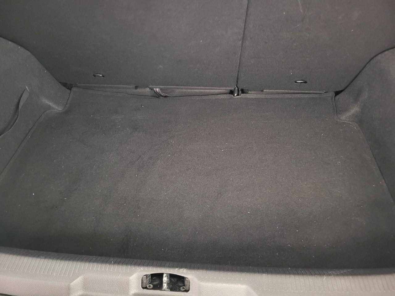 Peugeot 207 Plus 1.4 8V 75CV 5p. ECO GPL