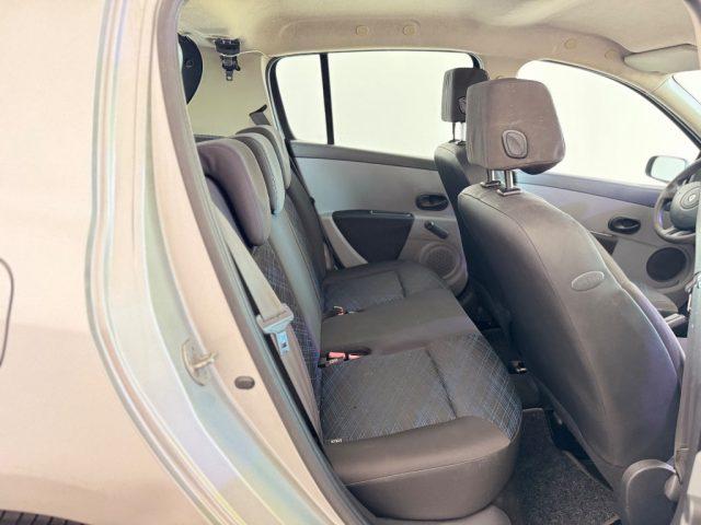 RENAULT Clio 1.2 16V 5 porte Luxe