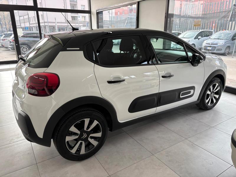 Citroen C3 1.2 puretech Shine s&s 83cv neopatentati