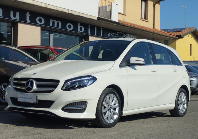 MERCEDES-BENZ B 180 CDI Autom Executive CAMERA-17"