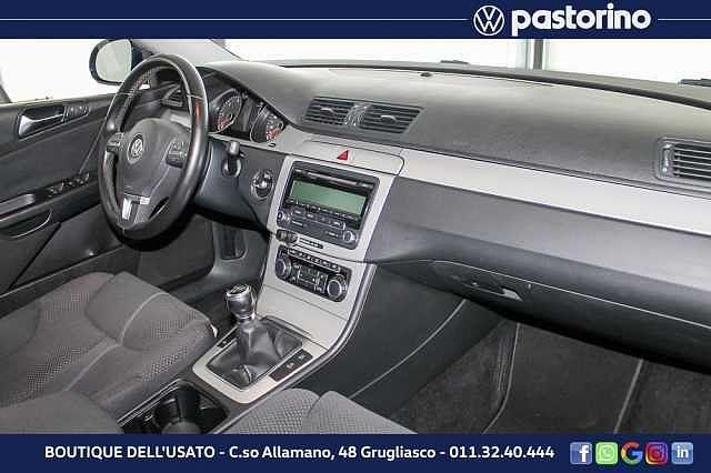 Volkswagen Passat 1.6 TDI DPF Comfortline - Cerchi in lega