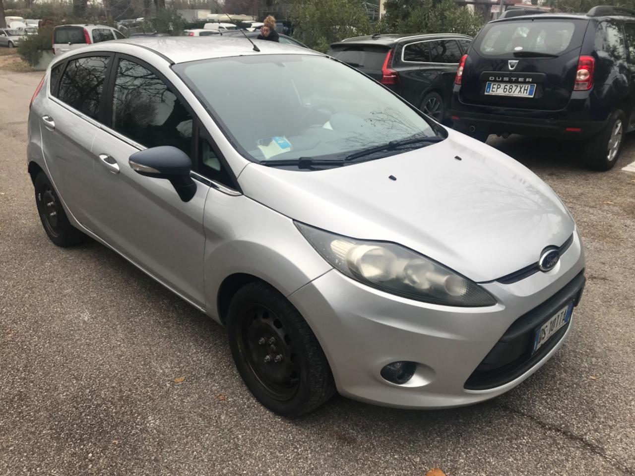 Ford Fiesta 1.2 16V 5p. 82cv