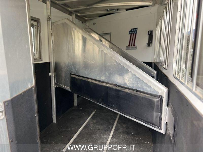Exiss / Sooner ESCAPE 6306 LQ ESCAPE 6306 LQ LIVING QUARTERS TRAILER TRASPORTO CAVALLI