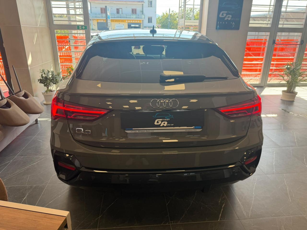 Audi Q3 SPB 35 TDI S tronic Business Plus