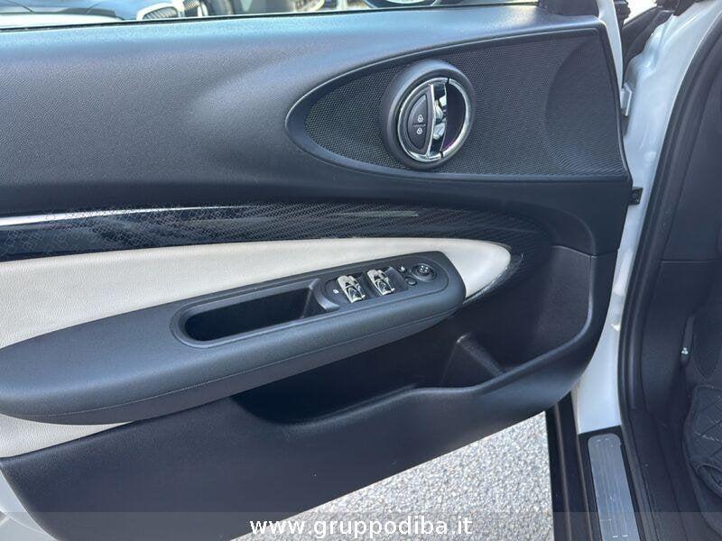 MINI Mini Clubman F54 2019 Diesel 2.0 Cooper D Exclusive auto