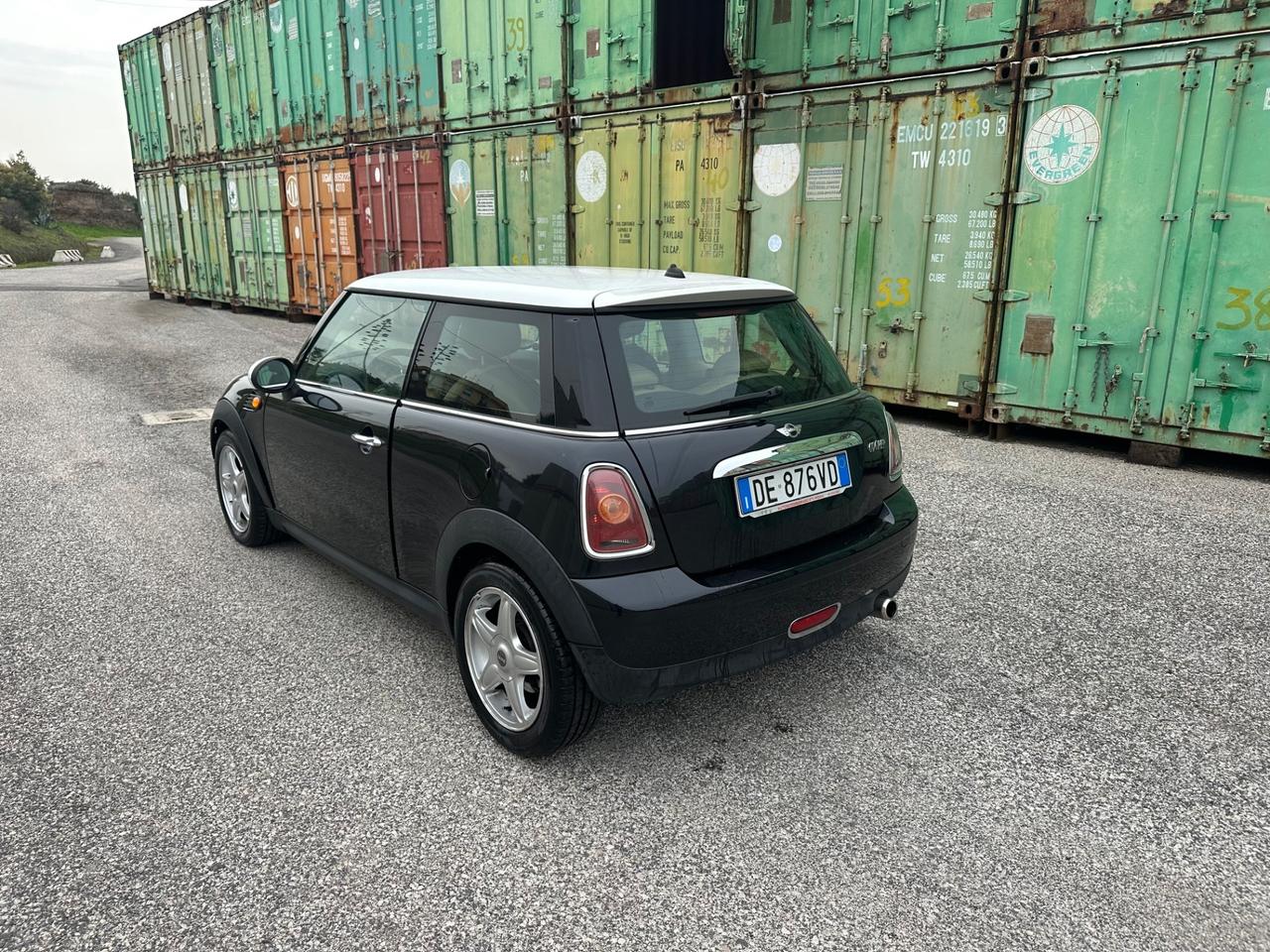 Mini 1.6 16V Cooper PELLE