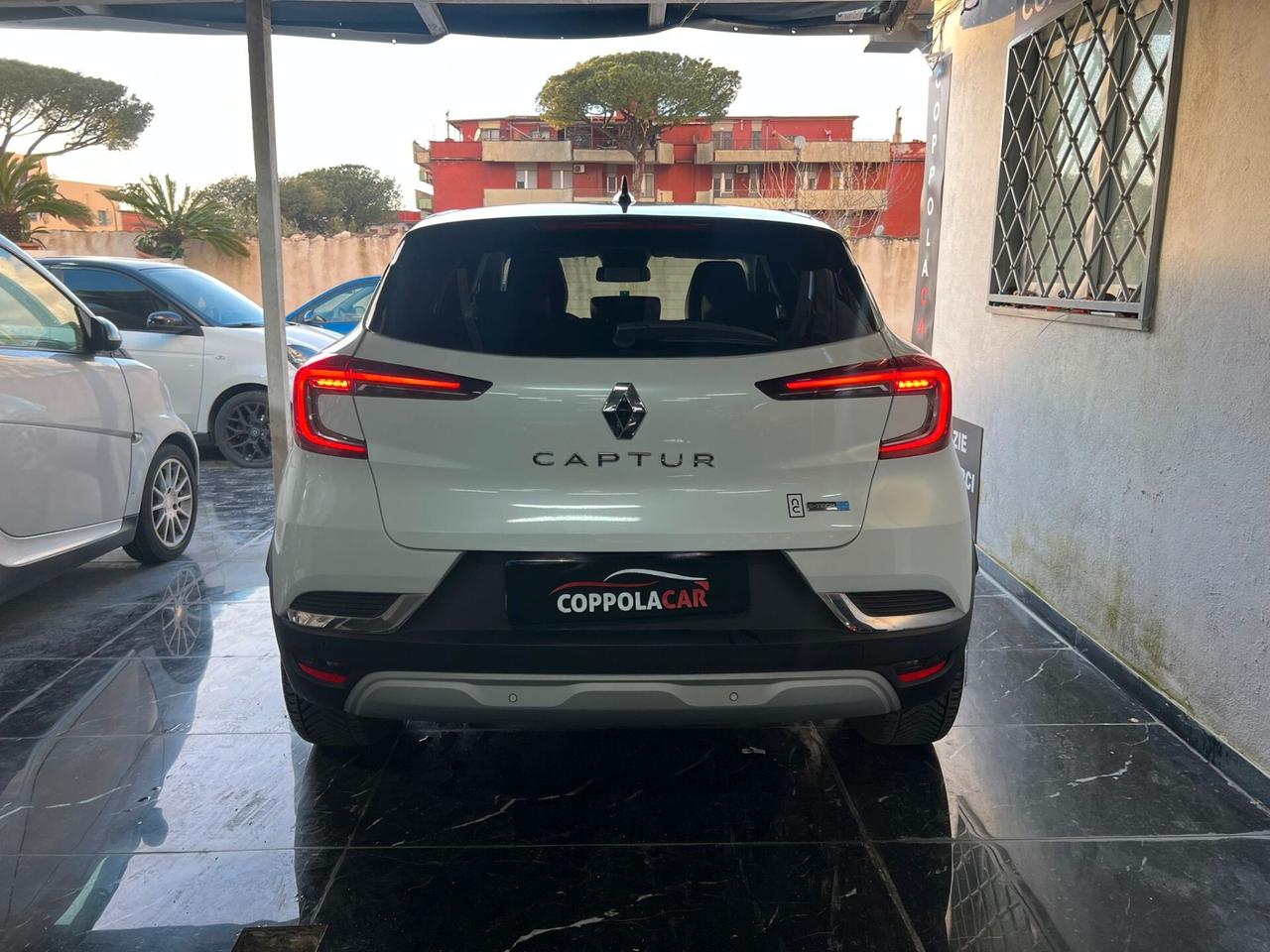 Renault Captur Plug-in Hybrid E-Tech 160 CV Initiale Paris