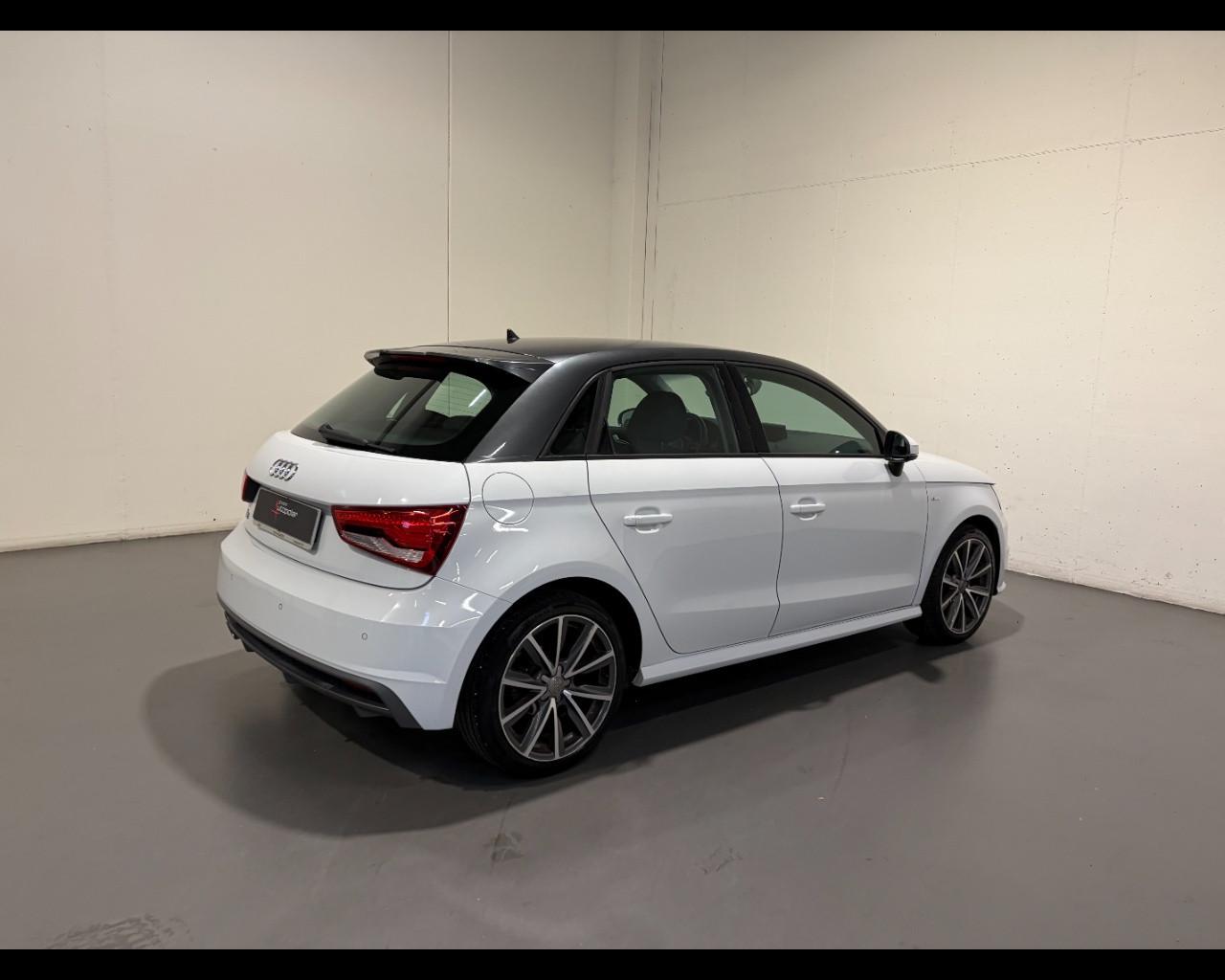 AUDI A1 SPORTBACK 1.0 TFSI ULTRA METAL PLUS