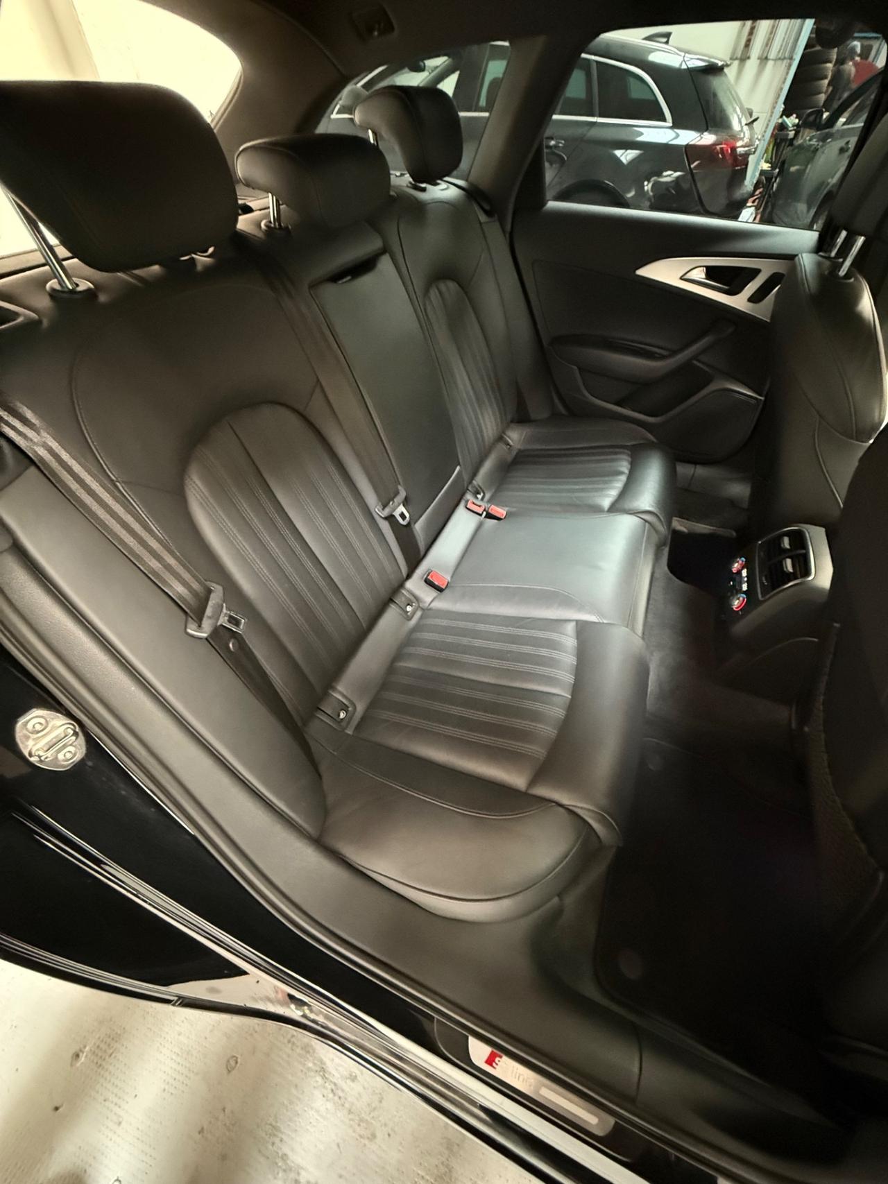 Audi A6 2.0 TDI 177 CV multitronic con GANCIO TRAINO