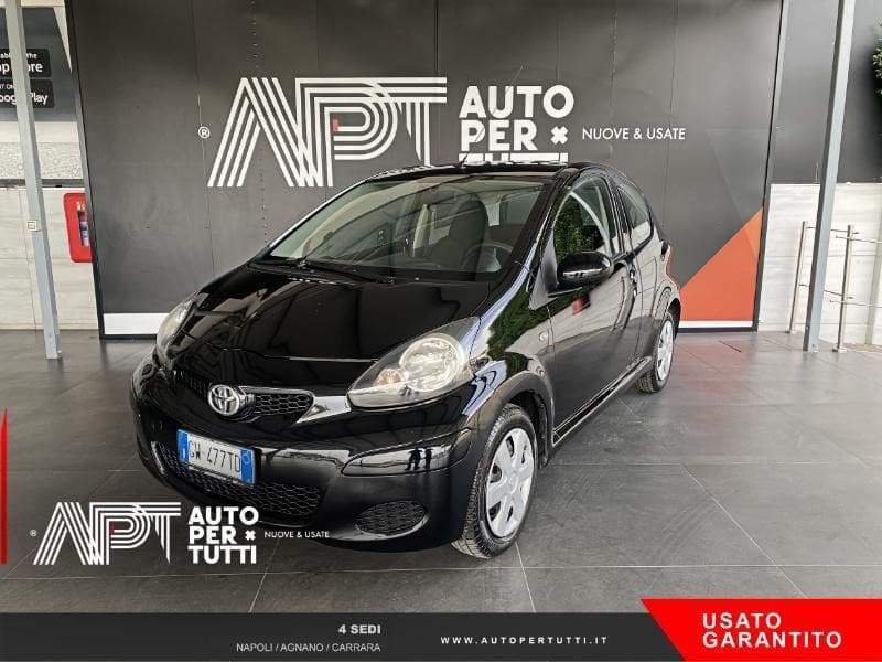 Toyota Aygo Aygo 3p 1.0 Now Red Edition