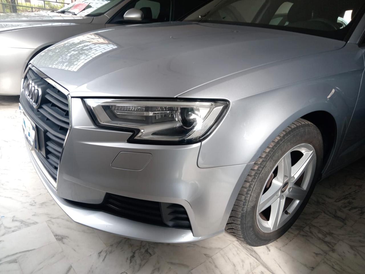 Audi A3 1.6 TDI 116 CV Business