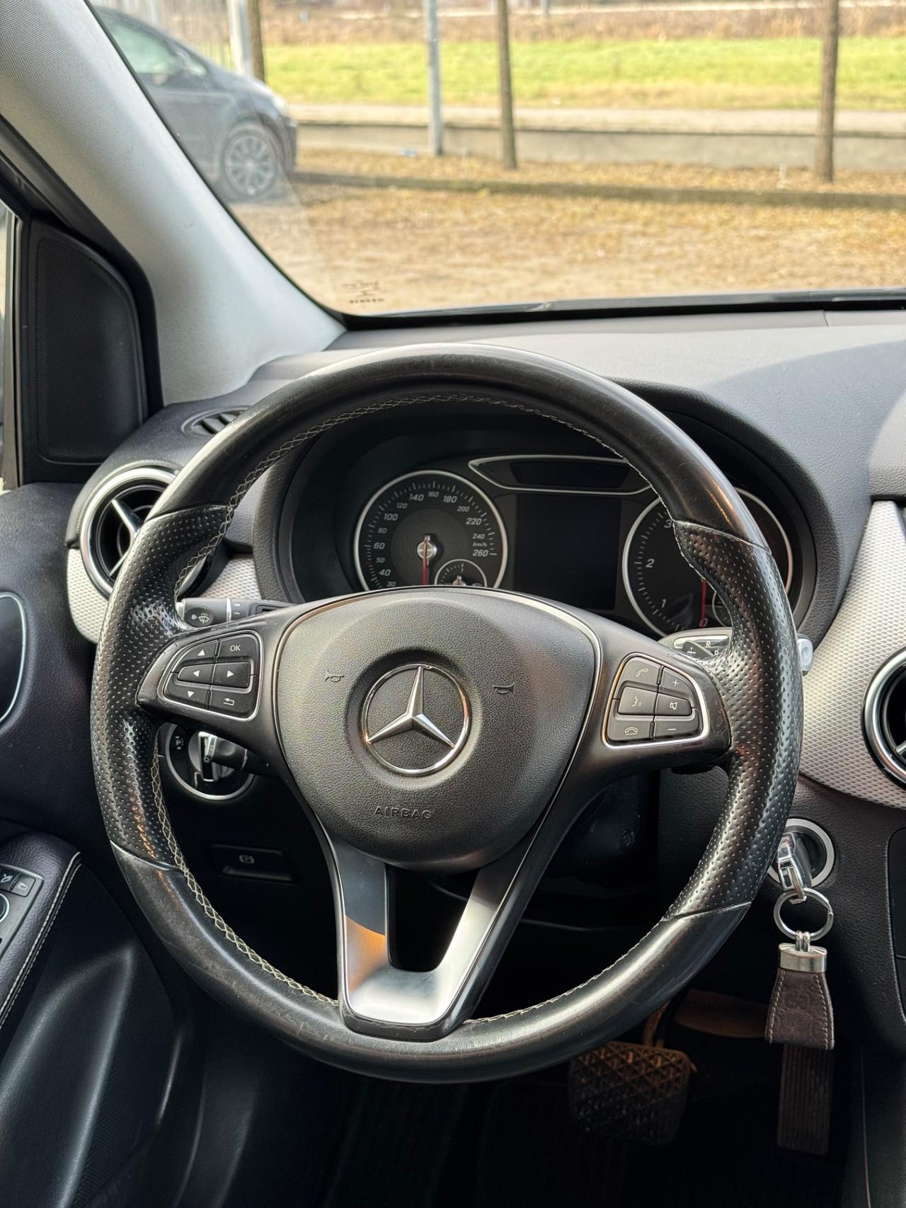 Mercedes-benz B 180 d Automatic Sport