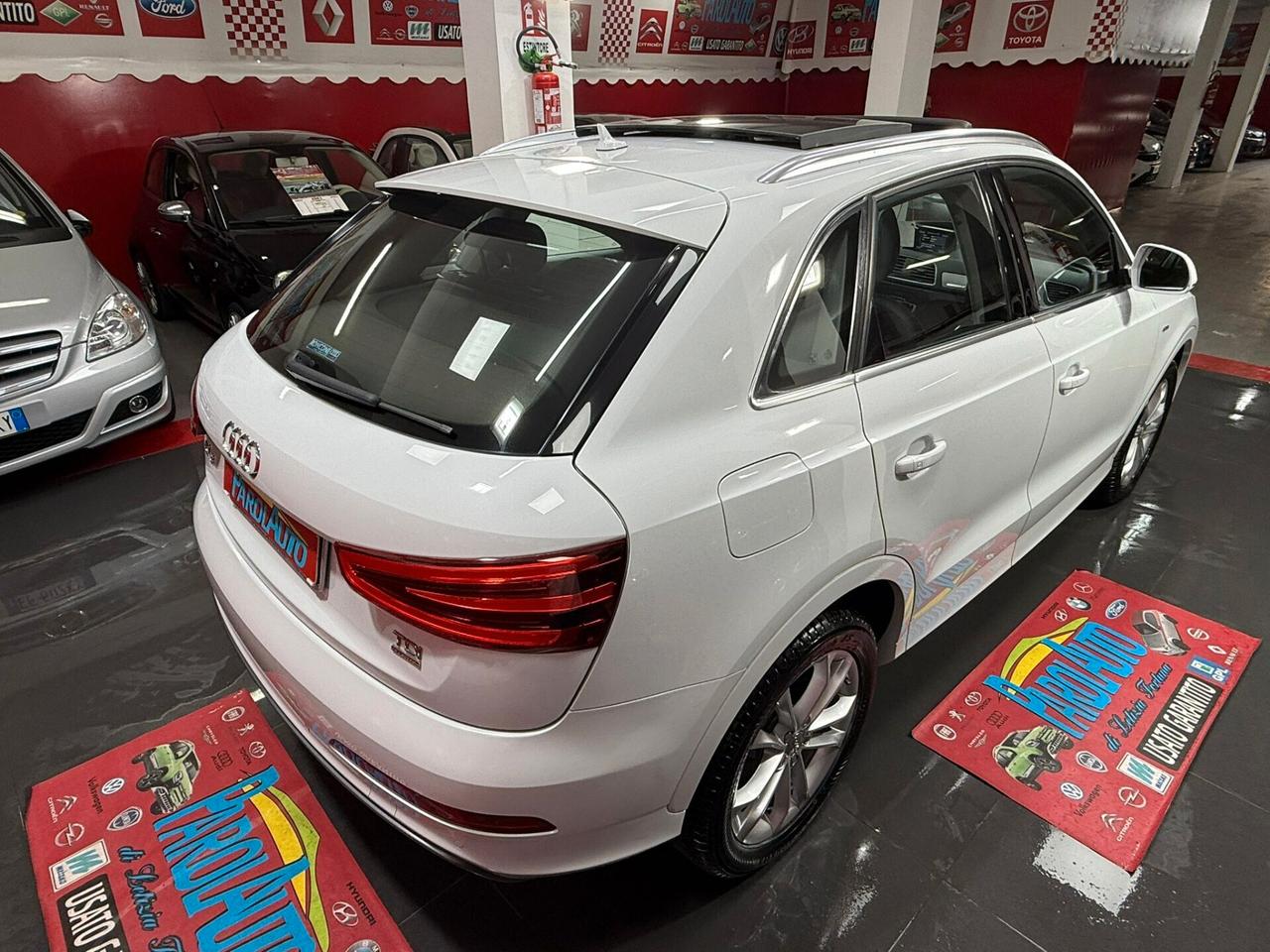 Audi Q3 2.0 TDI 140cv S Line Edition - 2014