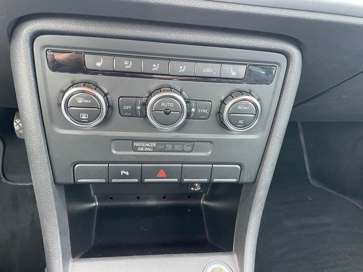 VOLKSWAGEN - Maggiolino - 1.6 TDI Design