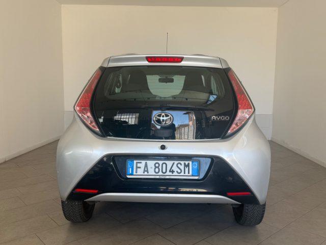TOYOTA Aygo 1.0 VVT-i 69 CV 5 porte x-wave