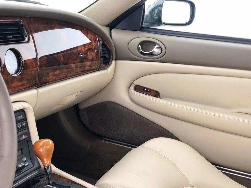 Jaguar XK XK8 4.0 Coupé