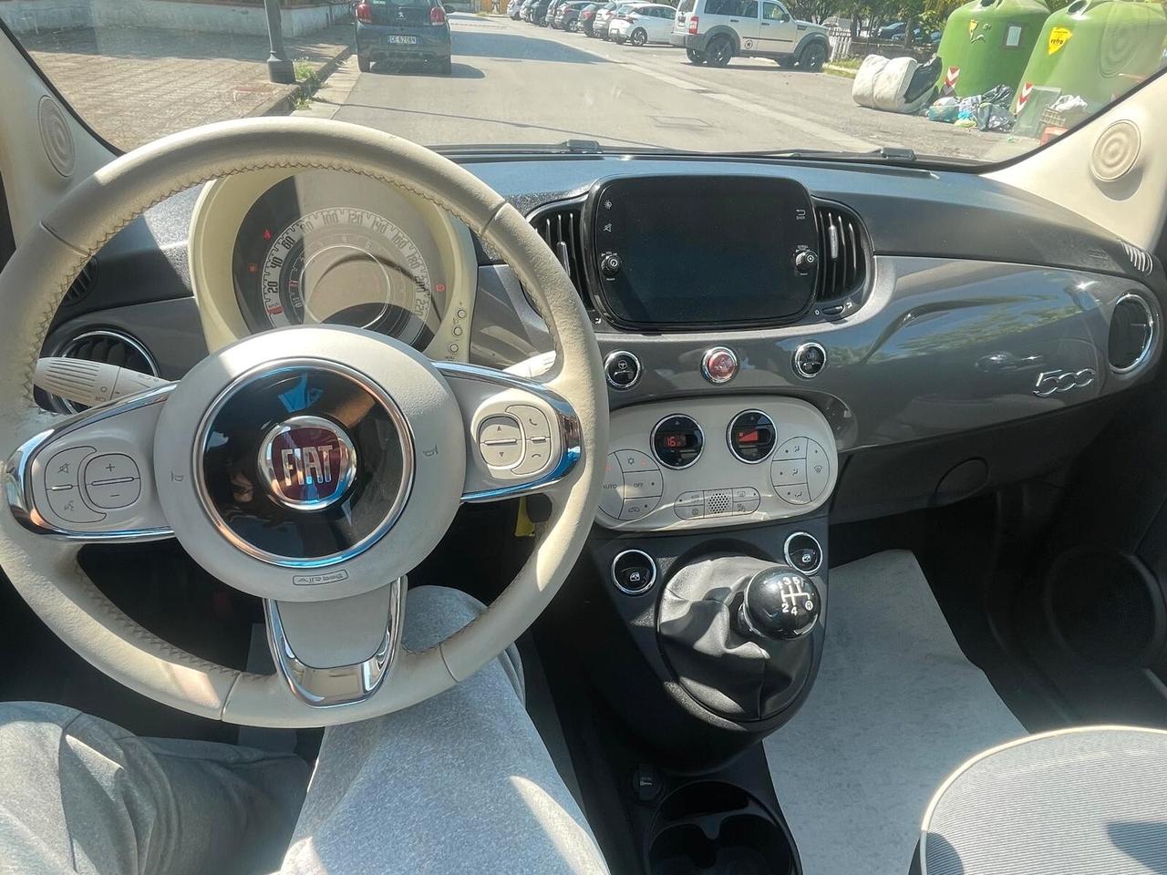 Fiat 500 1.2 Lounge RADIO 7"