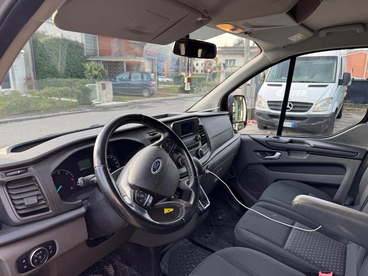 Ford Tourneo Custom 320 2.0 EcoBlue 130CV PC Trend