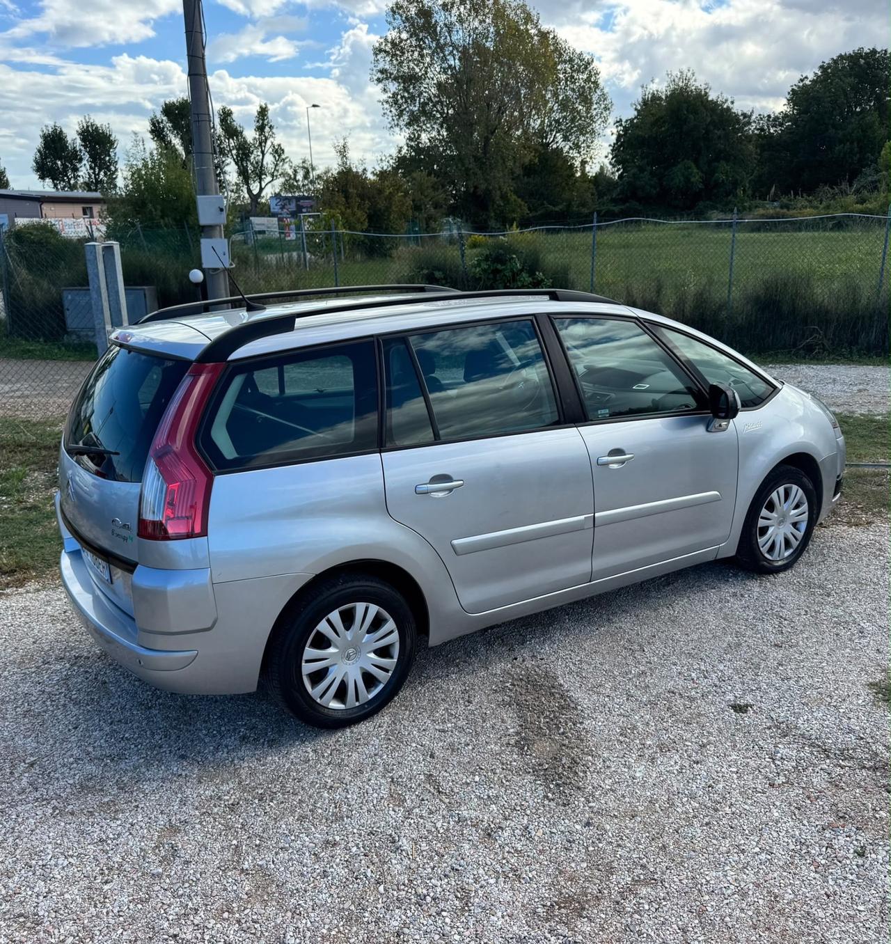 Citroen C4 Grand Picasso 1.8 Elegance Bi Energy M