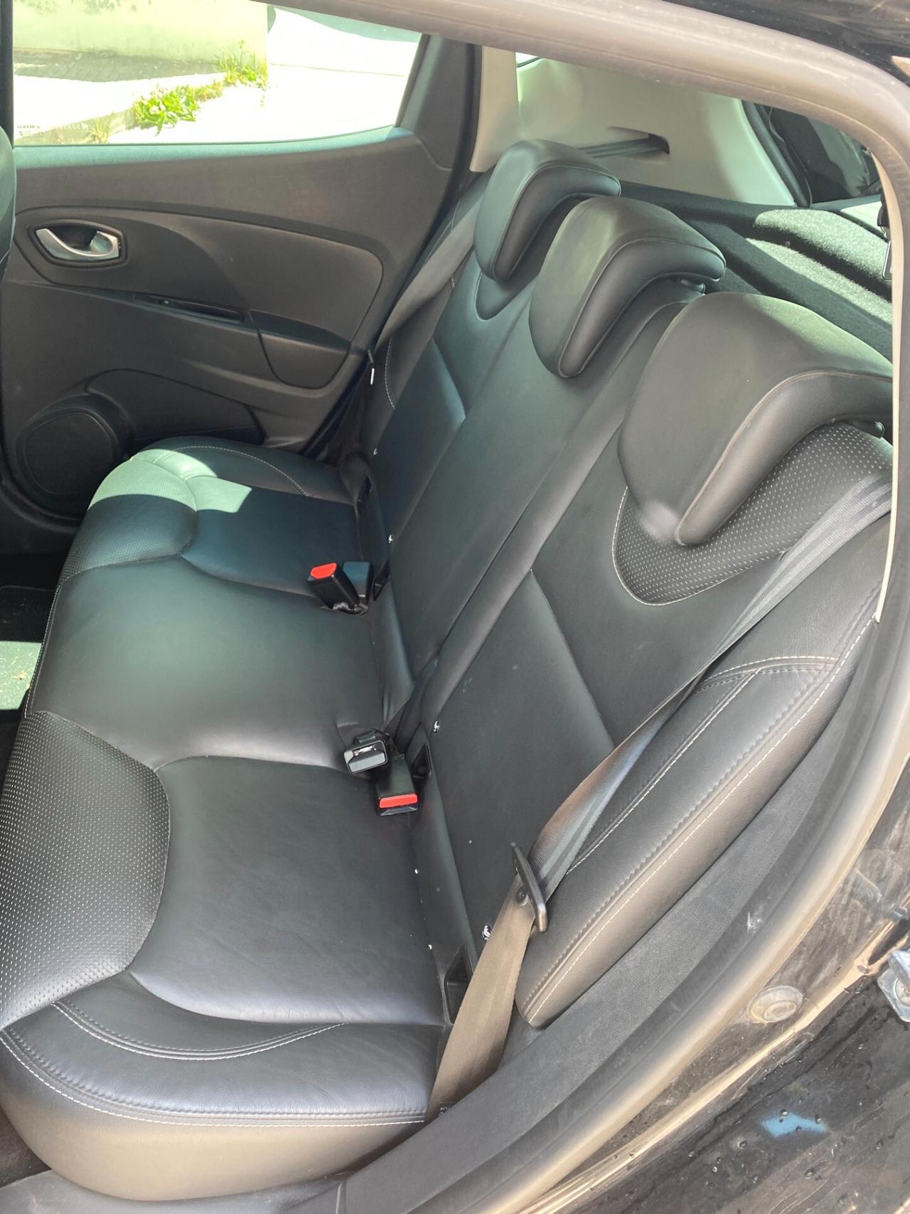 Renault Clio DIESEL 99 MILA KM