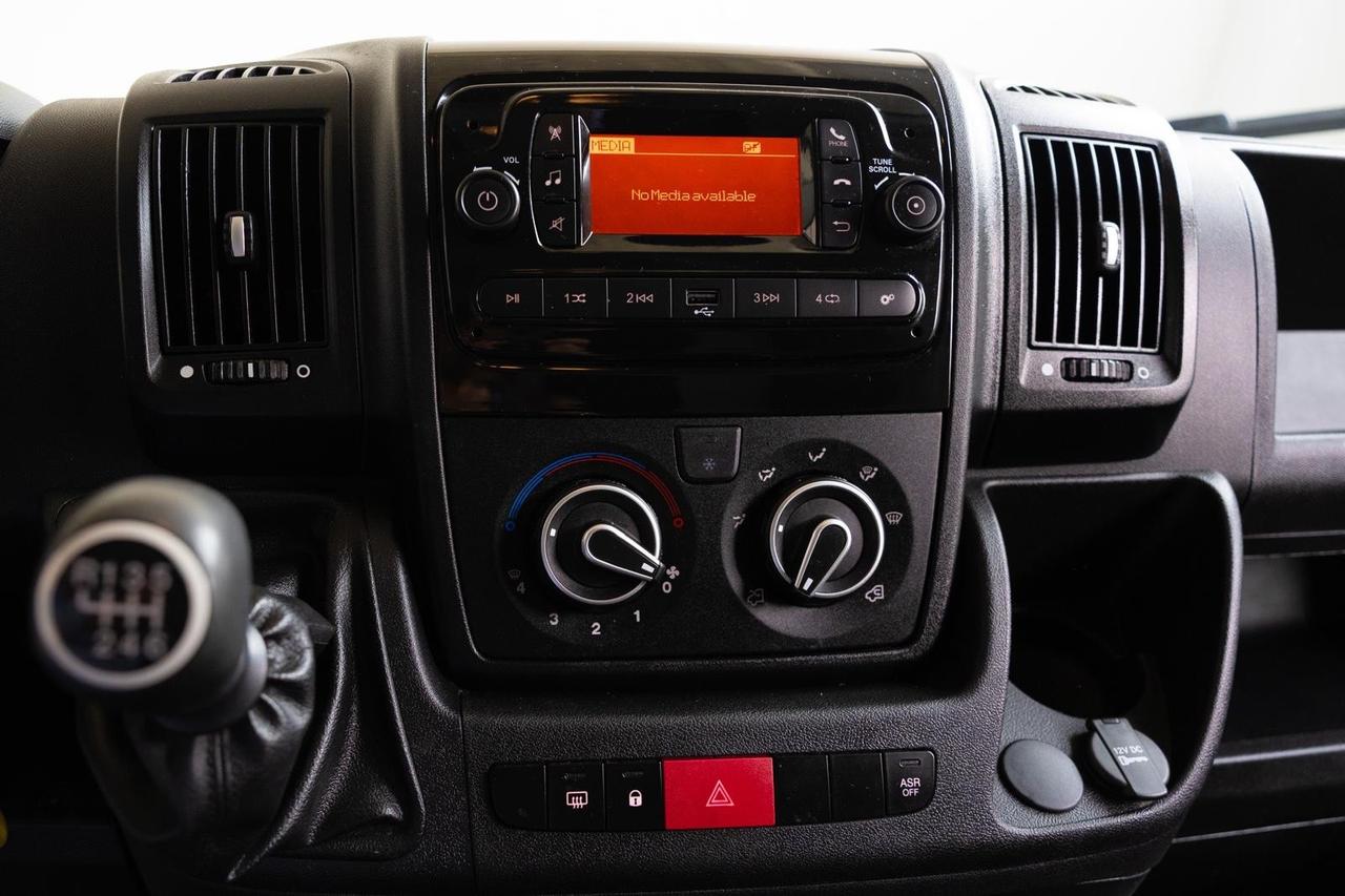 Peugeot Boxer 2.2 bluehdi 140cv ses l2h2 iva esposta