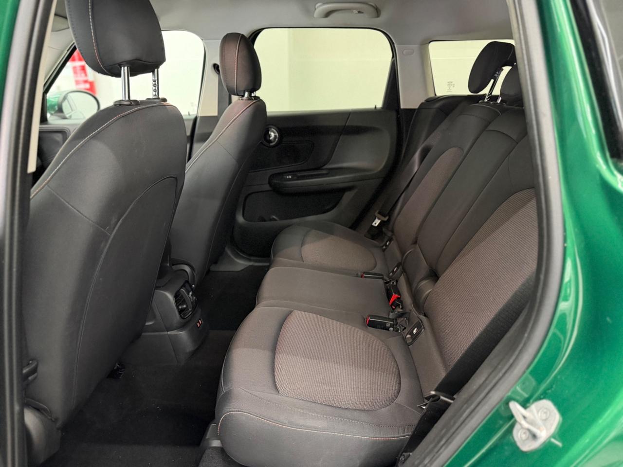 Mini Cooper D Countryman 1.5 116cv Business 2022