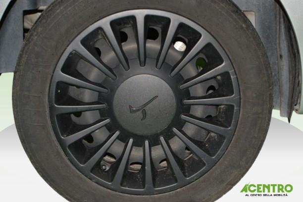 LANCIA New Ypsilon - YPSILON 1.0 HYBRID SILVER